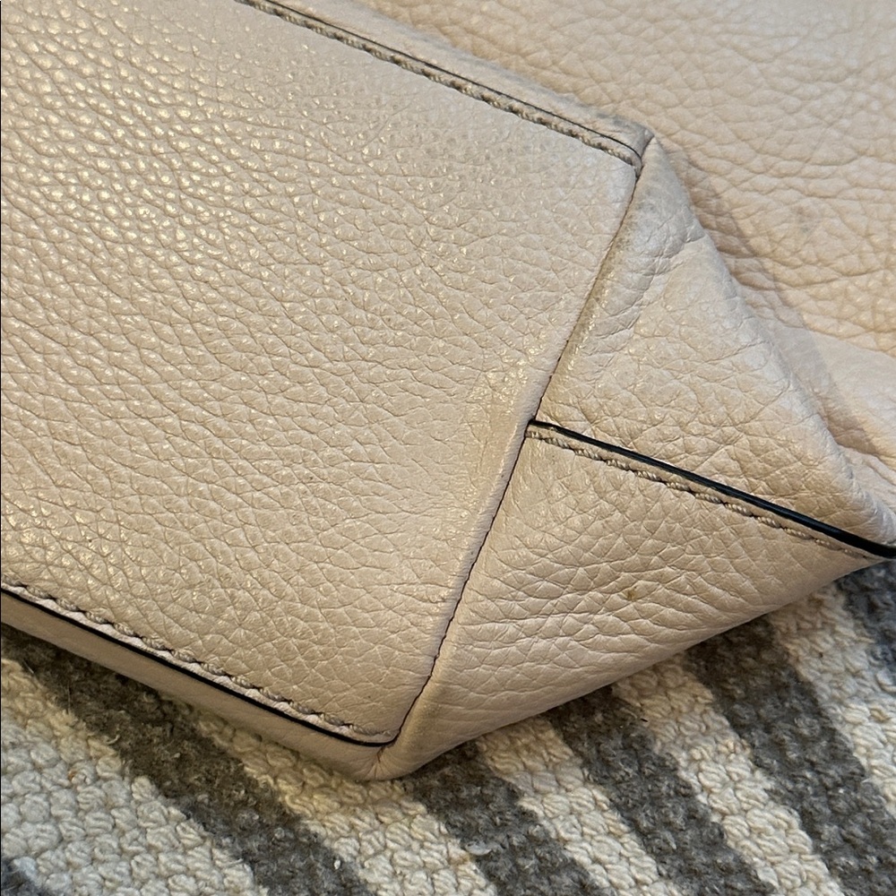 KATE ♠️ SPADE HOBO BAG IN IVORY - Picture 3 of 15